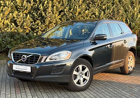 Volvo XC 60 Momentum Business-Paket PRO