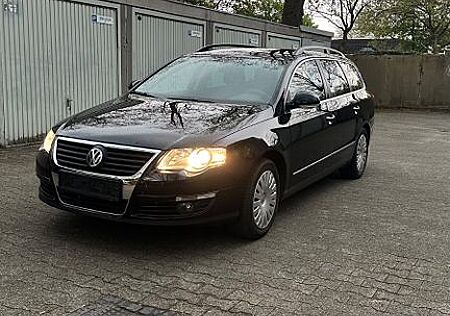 VW Passat Variant Volkswagen 2.0 TDI DPF 81kW Highline Var...