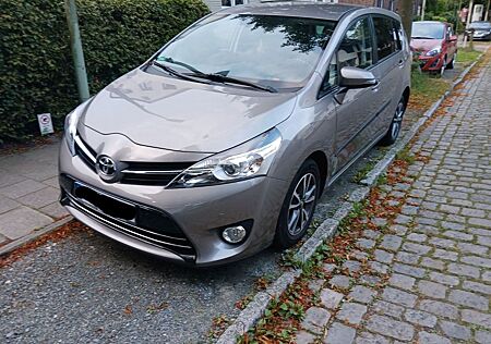 Toyota Verso 1.8l Valvematic Comf.Multidrive S 5-Si...