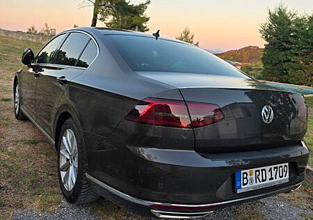 VW Passat Volkswagen 2.0 TDI Highline Highline