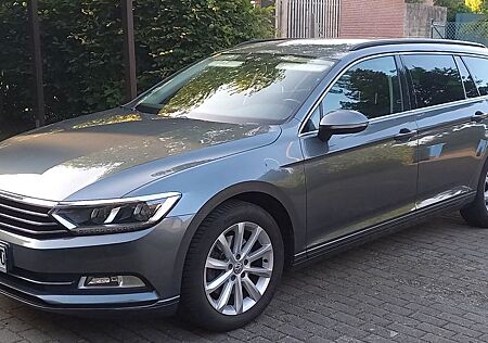 VW Passat Variant Volkswagen Comfortline 1.4 TSI | LED | KL