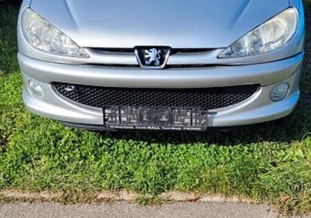 Peugeot 206 1.4 75 -