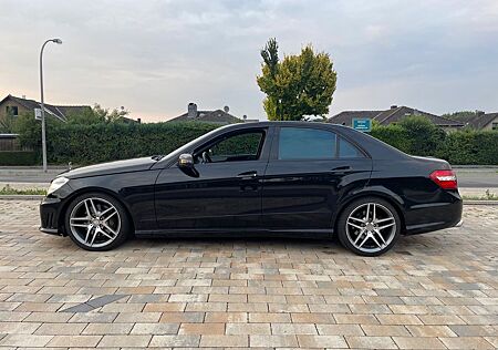 Mercedes-Benz E 500 AVANTGARDE