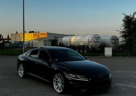 VW Arteon Volkswagen 2.0 TDI SCR 140kW DSG 4MOTION R-Line