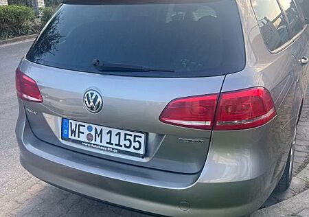 VW Passat Variant Volkswagen 1.6 TDI BlueMotion Variant Bl...