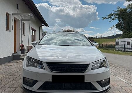 Seat Leon 1.8 TSI 132kW Start&Stop Pano TÜV/HU NEU
