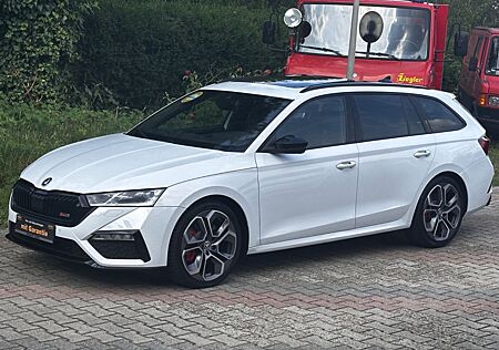 Skoda Octavia * RS PLUS + *CHALLENGE* LED*PANO*HUD*ACC