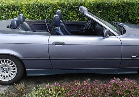 BMW 320i Schmuckstück E36 Cabrio , 6-Zylinder