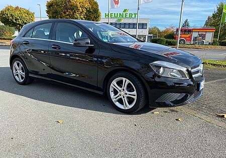 Mercedes-Benz A 180 BlueEFFICIENCY Urban Sport (Winterreifen)