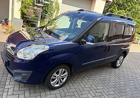 Opel Combo 1.4 Edition/Klima/Tempomat/AHK/PDC/TÜV