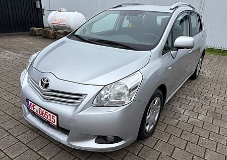 Toyota Verso Life