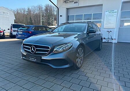 Mercedes-Benz E 220 d Kombi Avantgarde+LED+Navi+Standhei.+AHK+