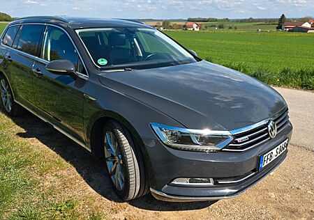 VW Passat Variant Volkswagen 2.0 TDI SCR DSG 4MOT Highline...