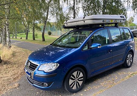 VW Touran Volkswagen 1.9 TDI BlueMotion 7 Sitzer