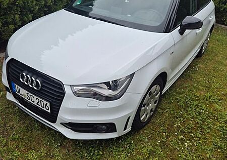 Audi A1 1.2 TFSI S line