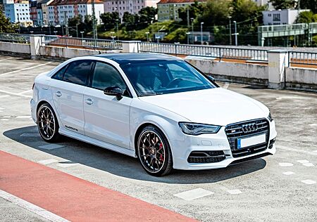 Audi S3 8V Limousine ohne OPF B&O LED MR Leder