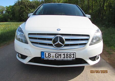 Mercedes-Benz B 180 CDI BlueEFFICIENCY -