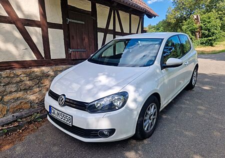 VW Golf Volkswagen 1.4 Trendline *NEU HU/AU, Bremsen, Service*