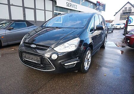 Ford S-Max Titanium