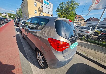 Opel Meriva 1.7 CDTI INNOVATION 74kW Auto INNOVATION