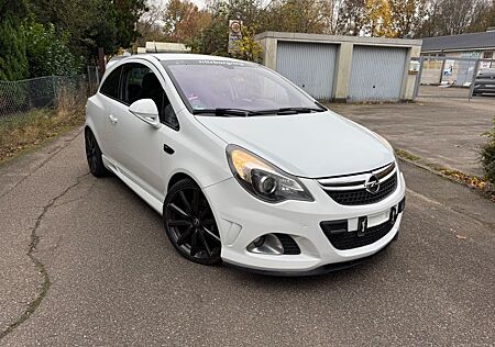 Opel Corsa 1.6 Turbo OPC Nürburgring Edition OPC