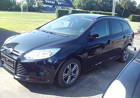 Ford Focus Turnier Champions Edition