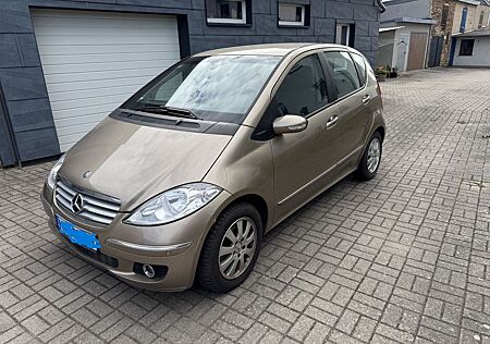 Mercedes-Benz A 150 Klimaautom., neue Bremsen hinten, TÜV neu