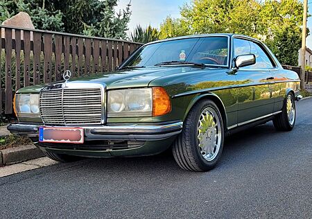 Mercedes-Benz 280 gebraucht kaufen Mercedes-Benz 280 CE280 W123 Coupe C123 Mercedes Benz Daimler