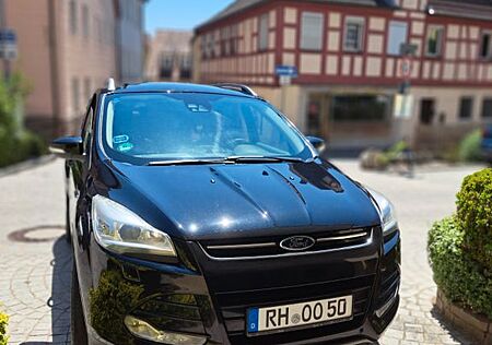 Ford Kuga 2,0 TDCi 4x4 120kW SYNC Edition PowerSh...
