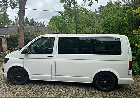 VW T6 Multivan Volkswagen T6 AHK, Flügeltür, Schiebedach, Climatronik