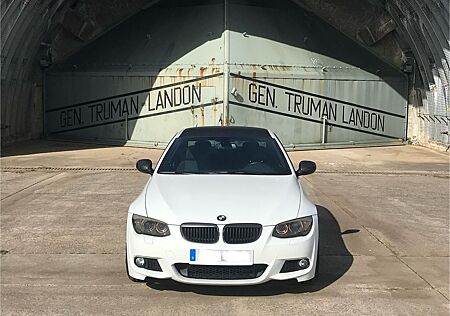 BMW 320i Coupé -
