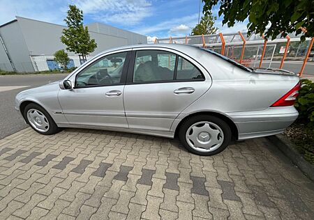 Mercedes-Benz C 200 KOMPRESSOR CLASSIC Classic