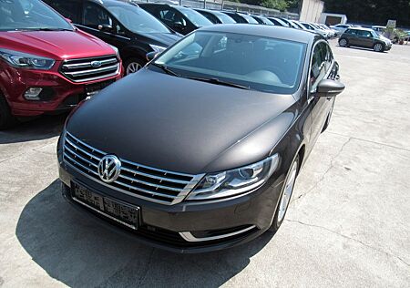 VW Passat CC Volkswagen ,AUTOMATIK,KLIMA,NAVI,SITZHEIZUNG.