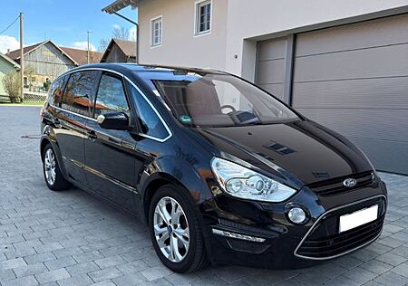 Ford S-Max 2,0 TDCi 120kW DPF Titanium Titanium