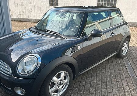 Mini Cooper 1,6 aus 2.Besitz