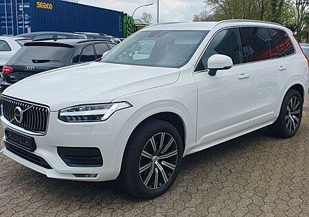 Volvo XC 90 XC90 Momentum Pro AWD