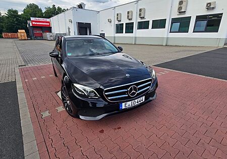 Mercedes-Benz E 400 d 4MATIC T All-Terrain Autom. All-Terrain