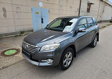 Toyota RAV 4 2,0 4x4 Travel Multidrive TÜV/Service NEU