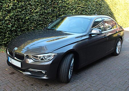BMW 316i Automatik Luxury Line