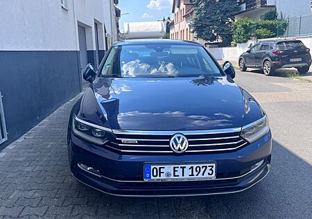 VW Passat Volkswagen 2.0 TDI SCR DSG 4MOTION Highline Highline