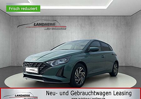 Hyundai i20 1Family Rückfahrkamera/Navigation
