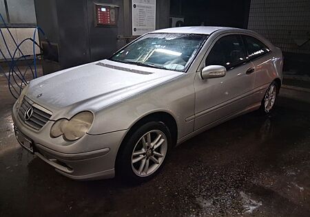 Mercedes-Benz CL 200 Compresor 6 Gang Tempomat Klima