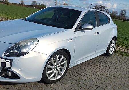 Alfa Romeo Giulietta 2.0 JTDM 16V 110kW Turismo TÜV Neu