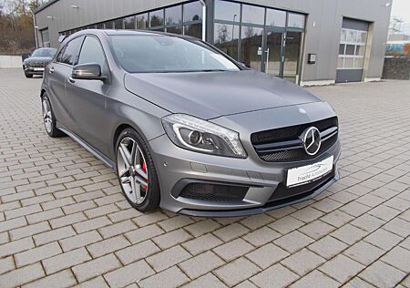 Mercedes-Benz A 45 AMG 4Matic*Panoramadach*Night Pake