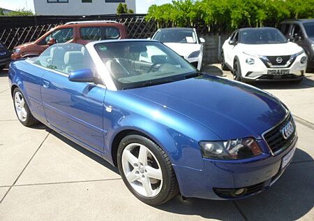 Audi A4 Cabriolet 2.4/Leder/Klima/SitzHeiz/AHK/el Ver