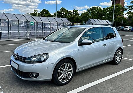 VW Golf Volkswagen 1.4 TSI 90 kW Highline