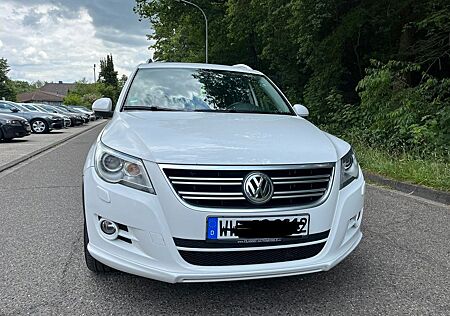 VW Tiguan Volkswagen 2.0 TDI R-Line 4MOTION Sport & Style