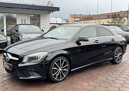 Mercedes-Benz CLA 180 PANO BI-XENON PDC SHZ
