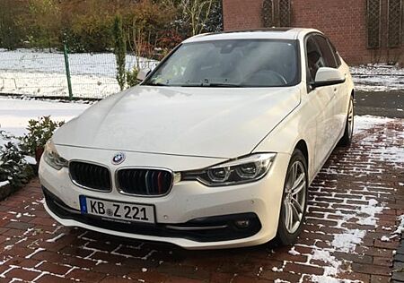 BMW 330d X-Drive Sport Line Autom. AHK,Headup