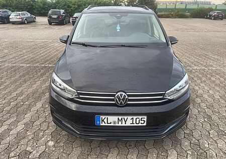 VW Touran Volkswagen